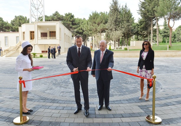  “Şəfqət və xeyirxahlıq mücəssəməsi” - FOTOLAR